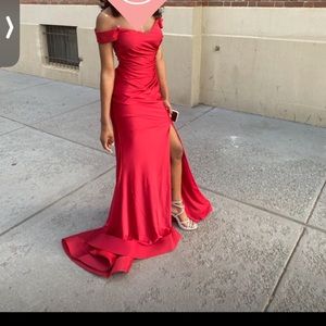 Wore once, good condition, dry cleaned